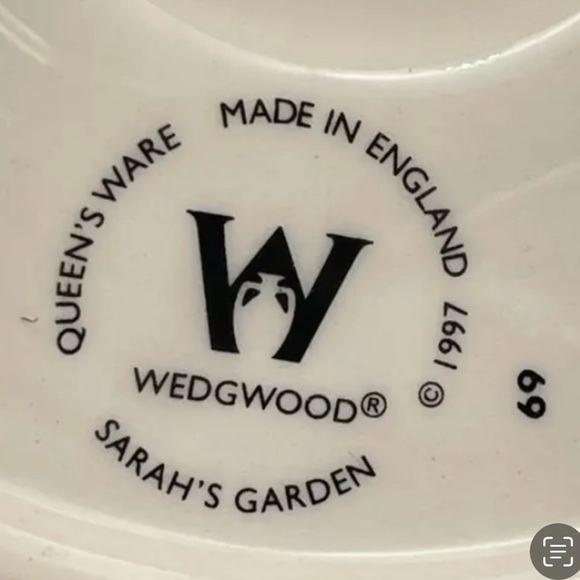 Sarahs’s Garden Queens Ware 1997. Candle sticks.Wedgewood. Butterfly Heirloom - Picture 9 of 9
